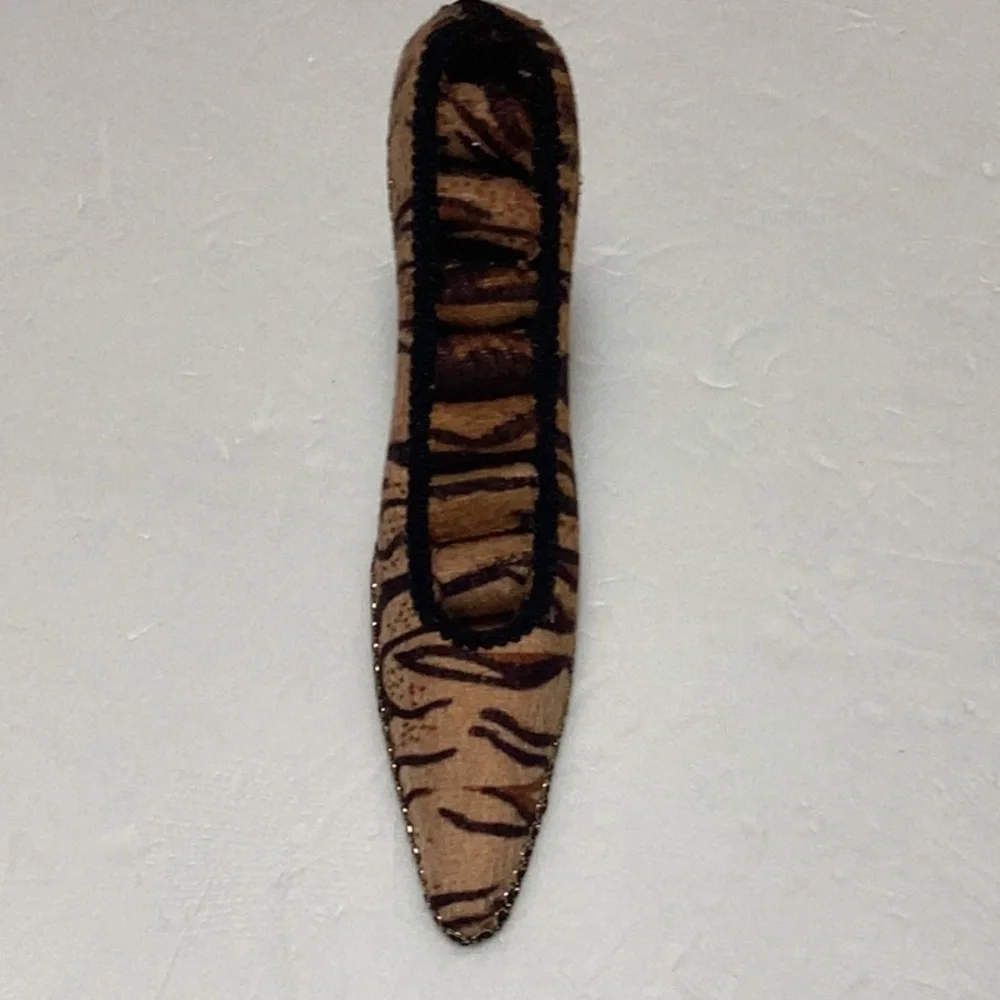 Darice Animal Print Shoe Ring Holder
